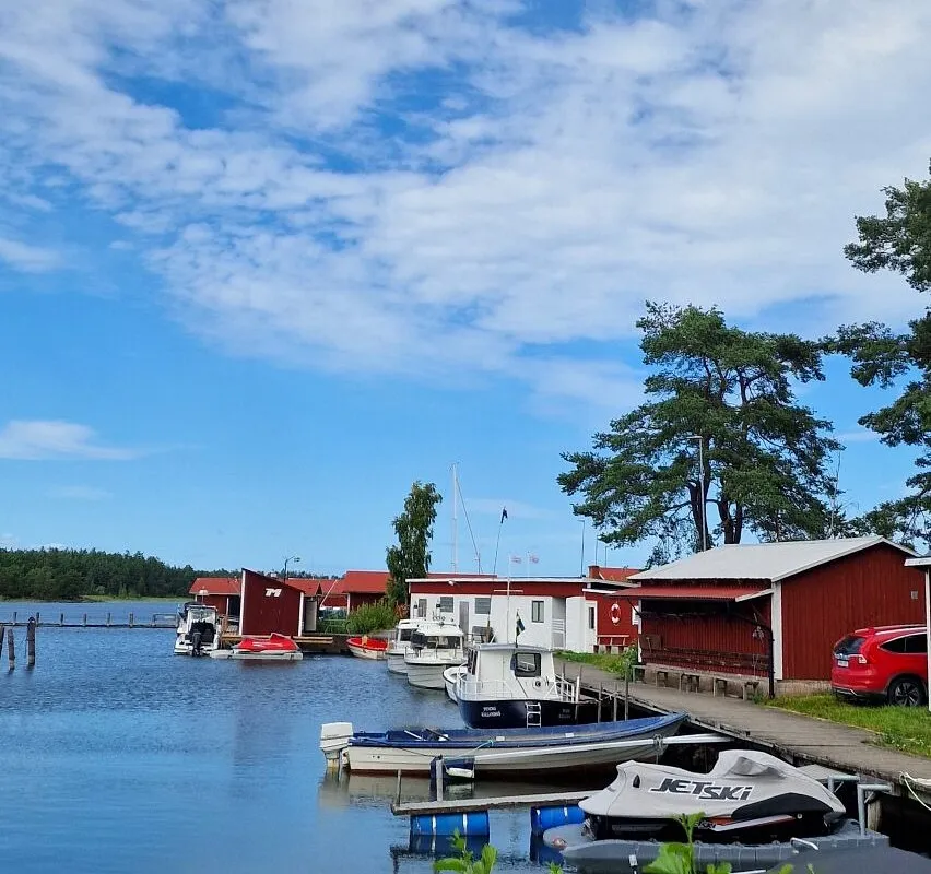 Spikens Gästhamn, marina in Spiken, Sweden — photo 7