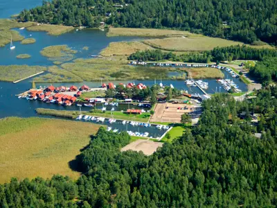 Spikens Gästhamn, marina in Spiken, Sweden — photo 2