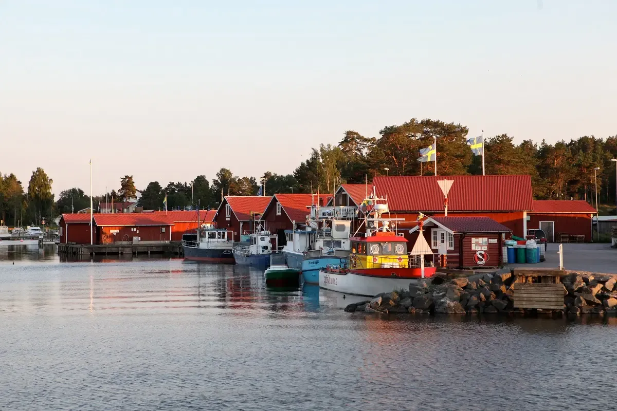 Spikens Gästhamn, marina in Spiken, Sweden — photo 3