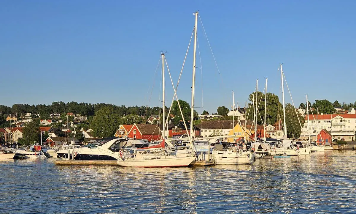 Son gjestehavn, marina in Son, Norway — photo 2