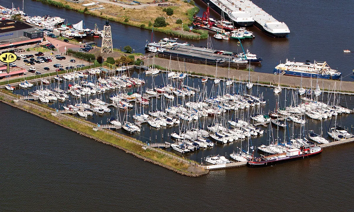 Gemeente De Fryske Marren Binnenhaven Lemmer, marina in Lemmer, Netherlands — photo 2