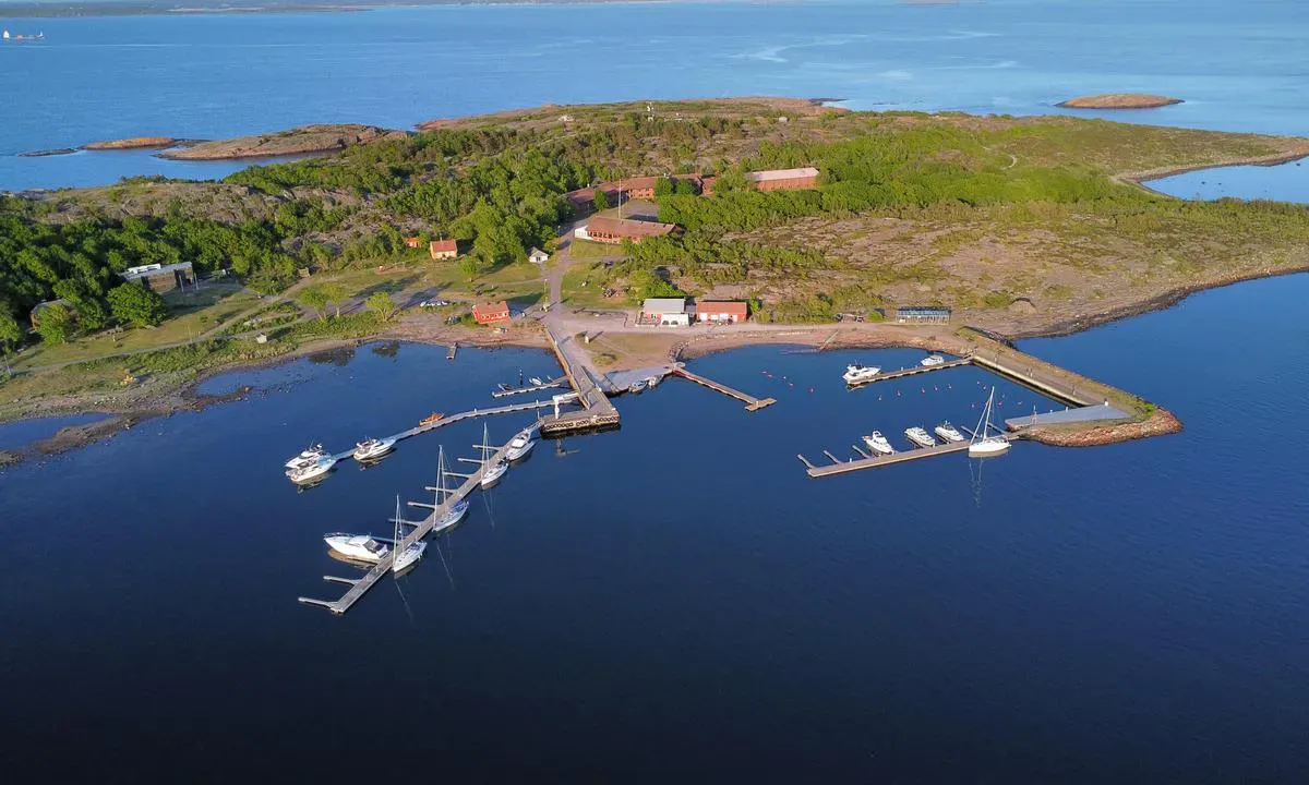 Østre Bolæren gjestehavn, marina in Færder, Norway