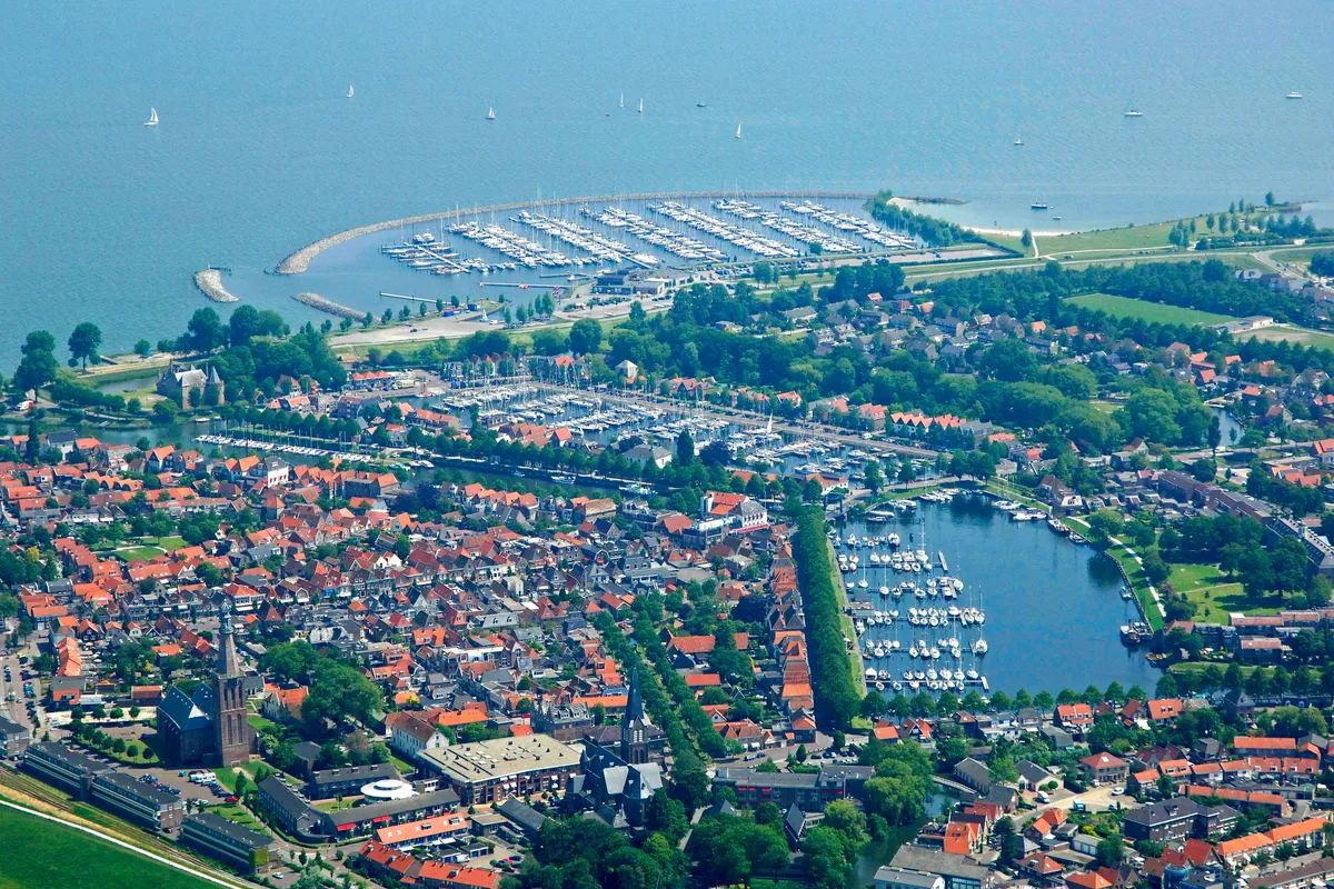 Oosterhaven, marina in Medemblik, Netherlands — photo 6