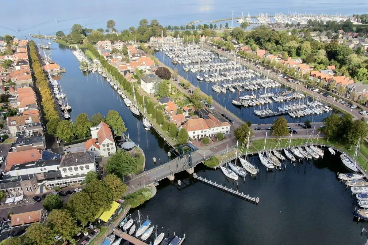 Oosterhaven, marina in Medemblik, Netherlands — photo 3