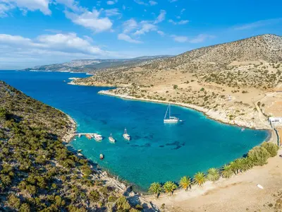 Tsigkoúri Bay in Schinoussa, Greece — photo 4