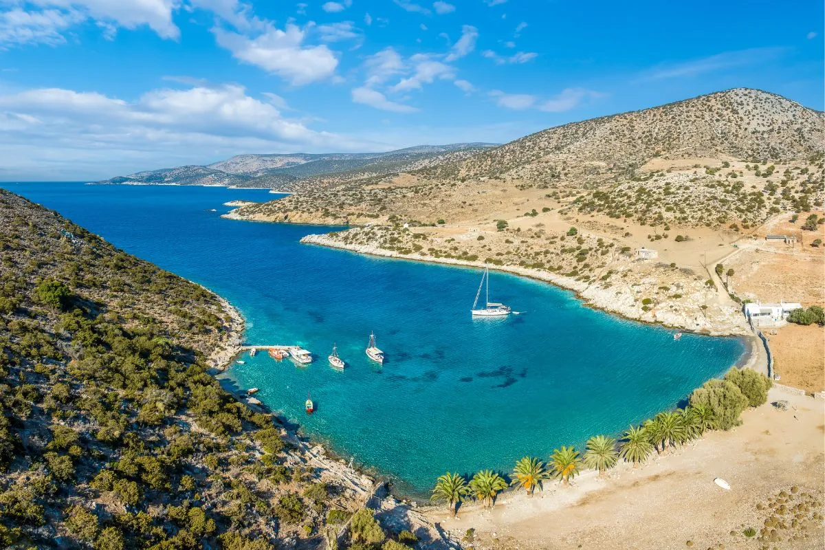 Tsigkoúri Bay in Schinoussa, Greece — photo 4