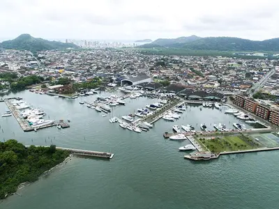Iate Clube de Santos Marina in Guarujá, Brazil — photo 4