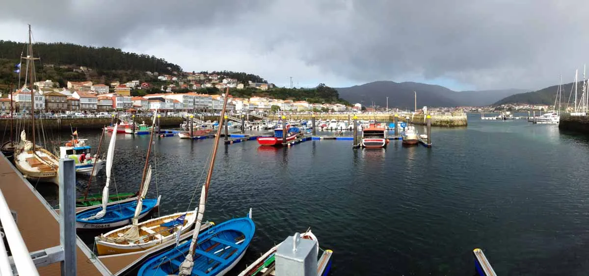 Porto de Muxía, marina in Muxía, Spain — photo 2