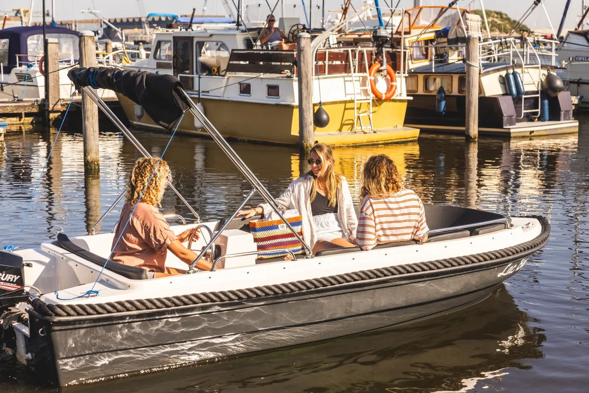 Jachthaven Waterkant, marina in Dinteloord, Netherlands — photo 8