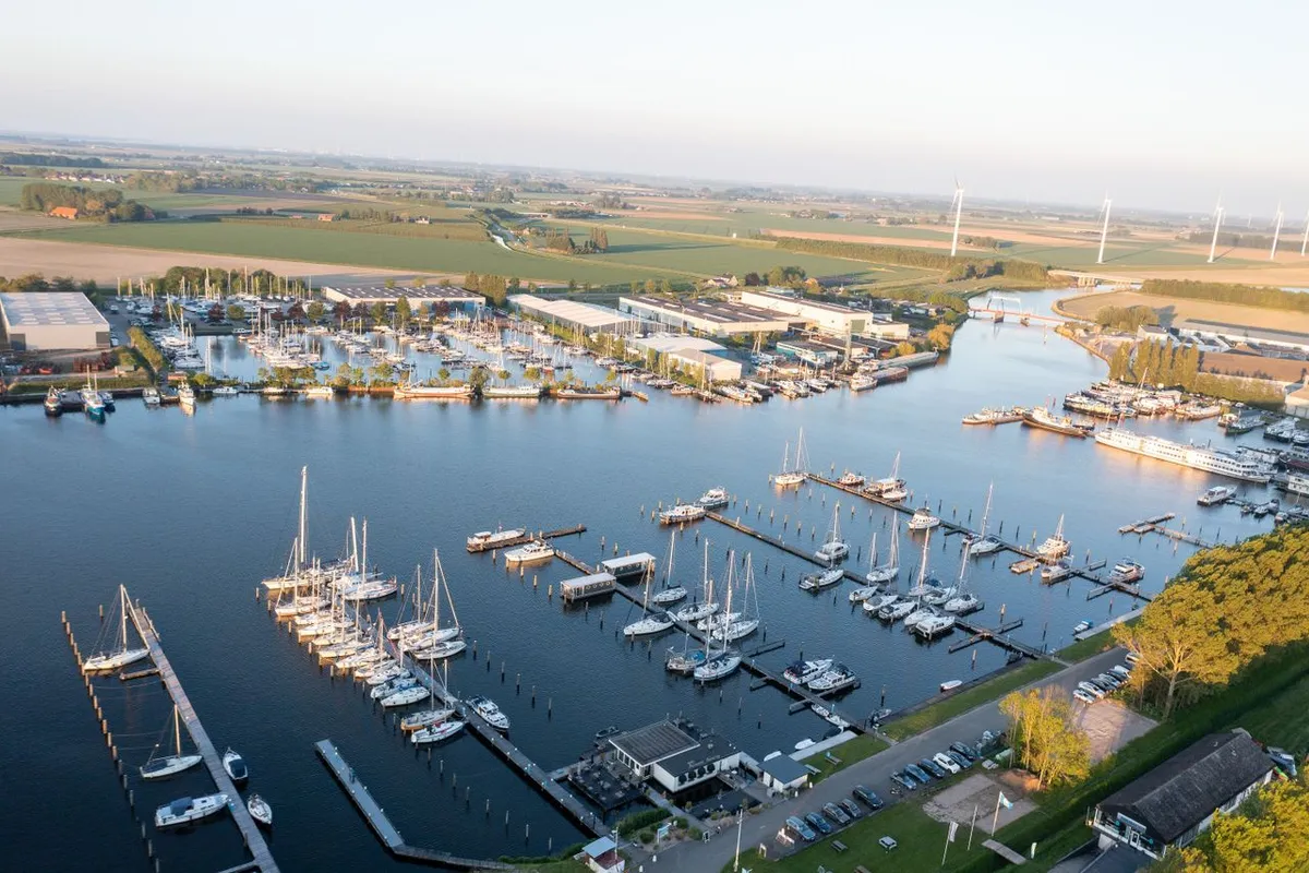 Jachthaven Waterkant, marina in Dinteloord, Netherlands — photo 3