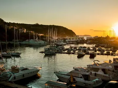 Chiaiolella Marina in Procida, Italy — photo 4