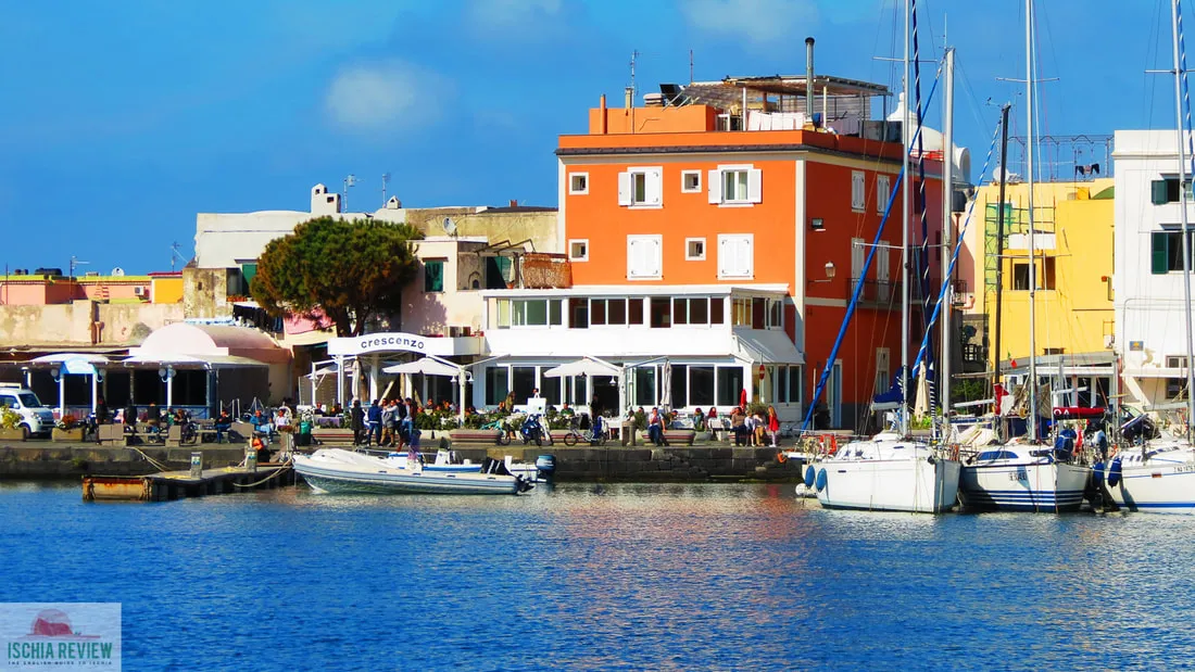 Chiaiolella Marina in Procida, Italy — photo 5