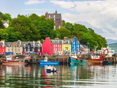 Tobermory Harbour, marina in Tobermory, United Kingdom — photo 2