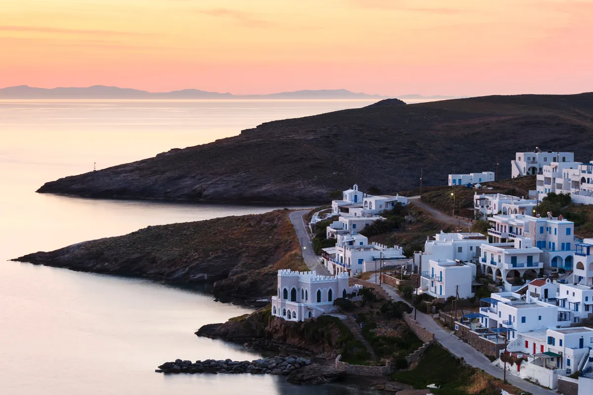Kolona Bay in Μέριχας, Greece — photo 9
