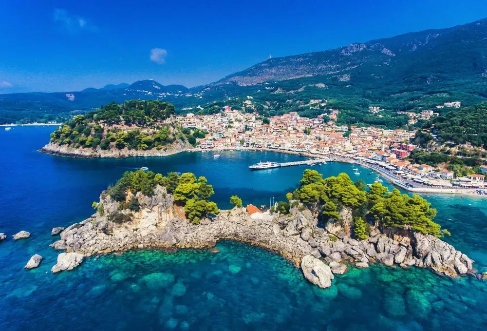 Bay Pargas in Parga, Greece — photo 3