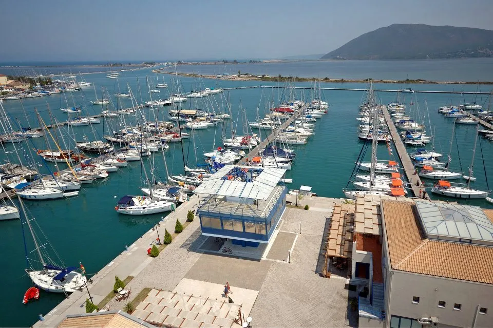 Lefkas Main Port, marina in Municipal Unit of Lefkada, Greece — photo 5