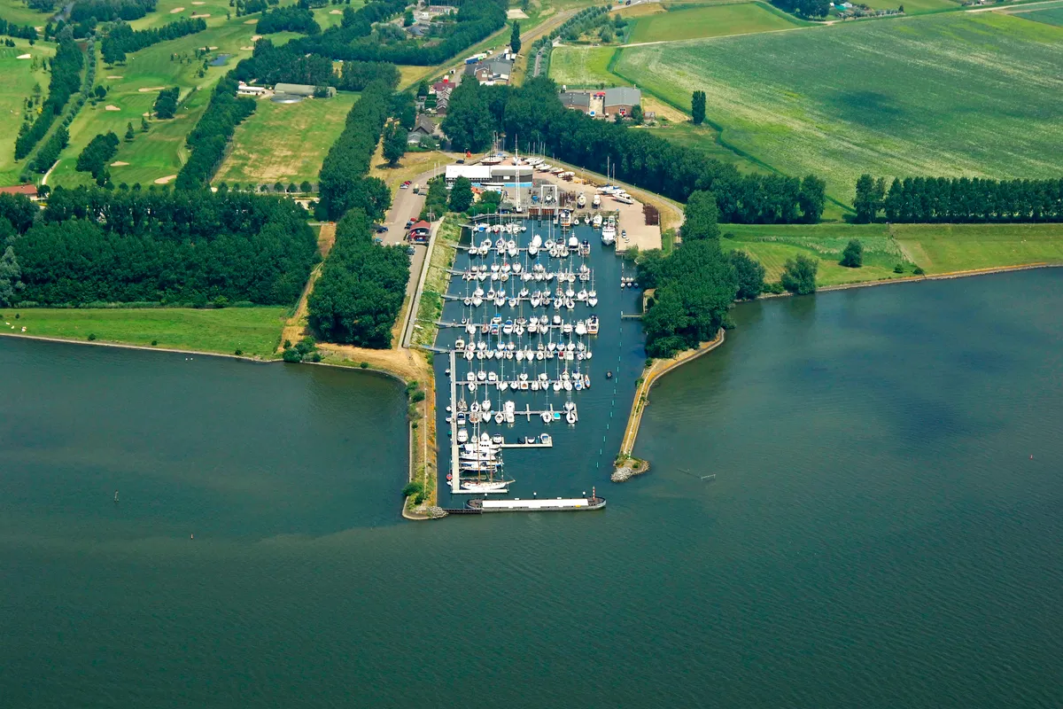 Marina Numansdorp in Numansdorp, Netherlands — photo 5