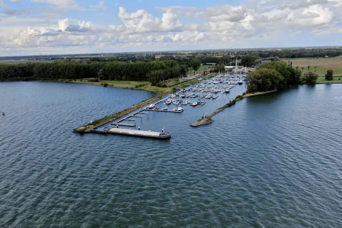 Marina Numansdorp in Numansdorp, Netherlands — photo 2