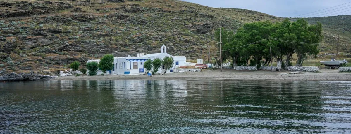 Agia Irini Bay, anchorage in Loutra, Greece — photo 2