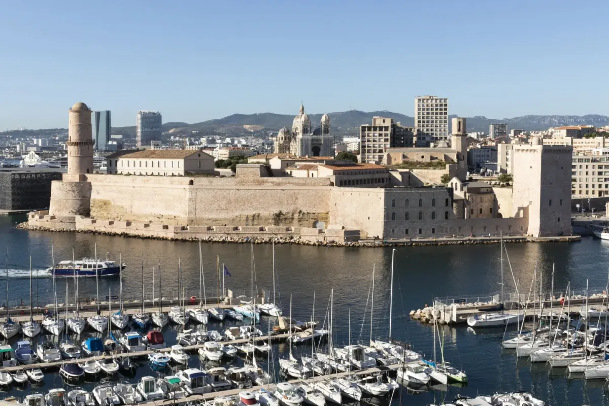 port vieux, marina in La Ciotat, France — photo 4