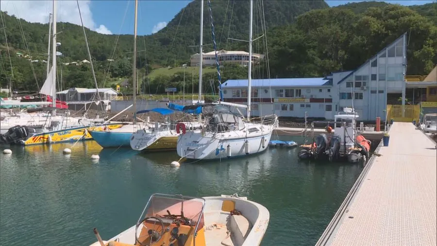 Port de Plaisance des Maillotins, marina in Joigny, France