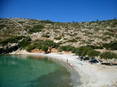 Spilia Bay in Megalo Chorio, Greece — photo 3