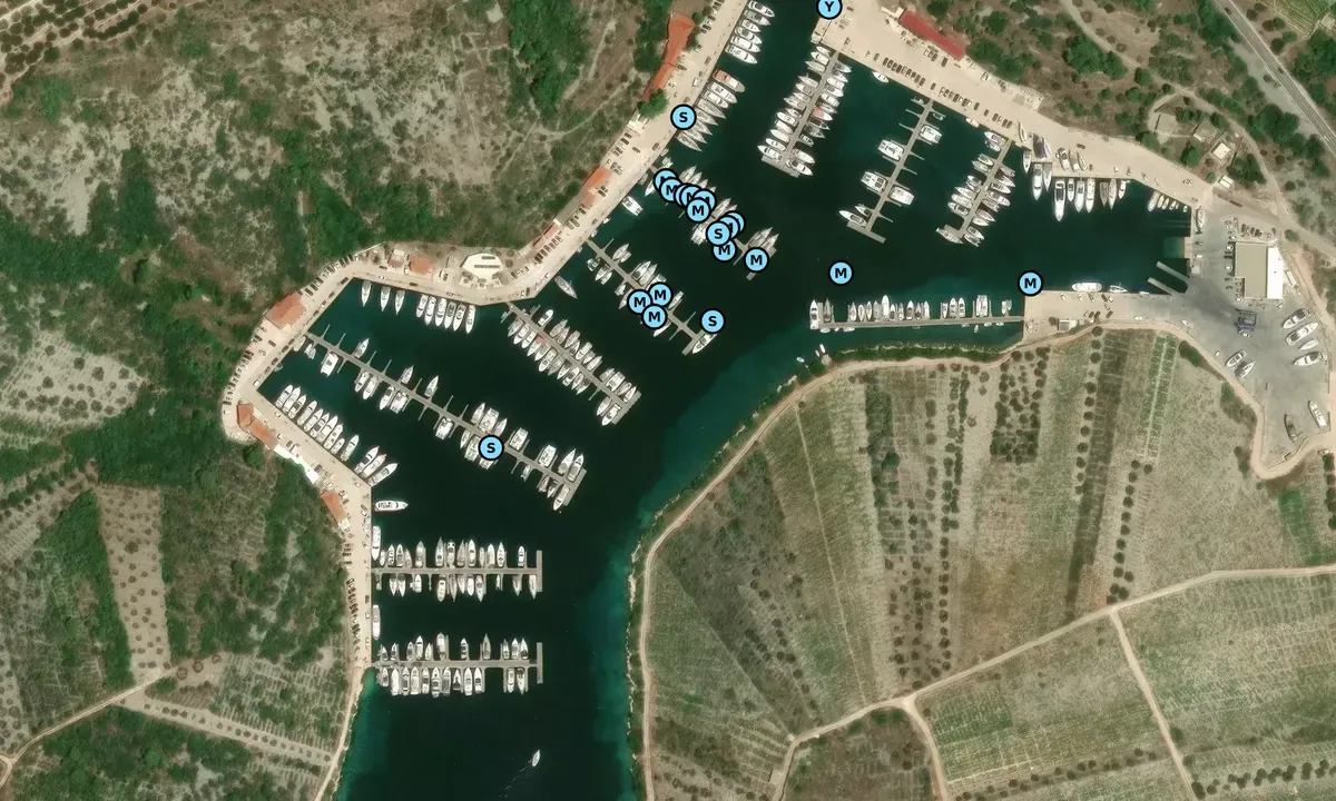 New harbour, marina in Primošten, Croatia — photo 7