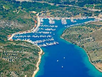 New harbour, marina in Primošten, Croatia — photo 3