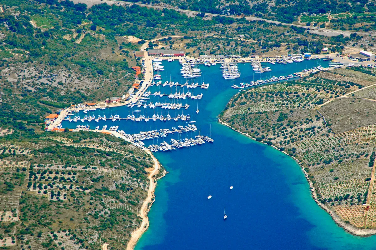 New harbour, marina in Primošten, Croatia — photo 3