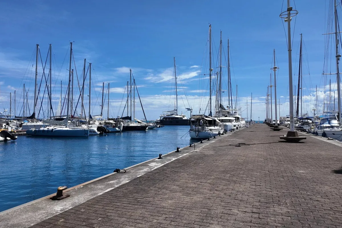 Marina Taïna in Punaʻauiʻa, France — photo 3
