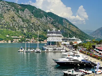 Kotor Cruise Pirs Marina