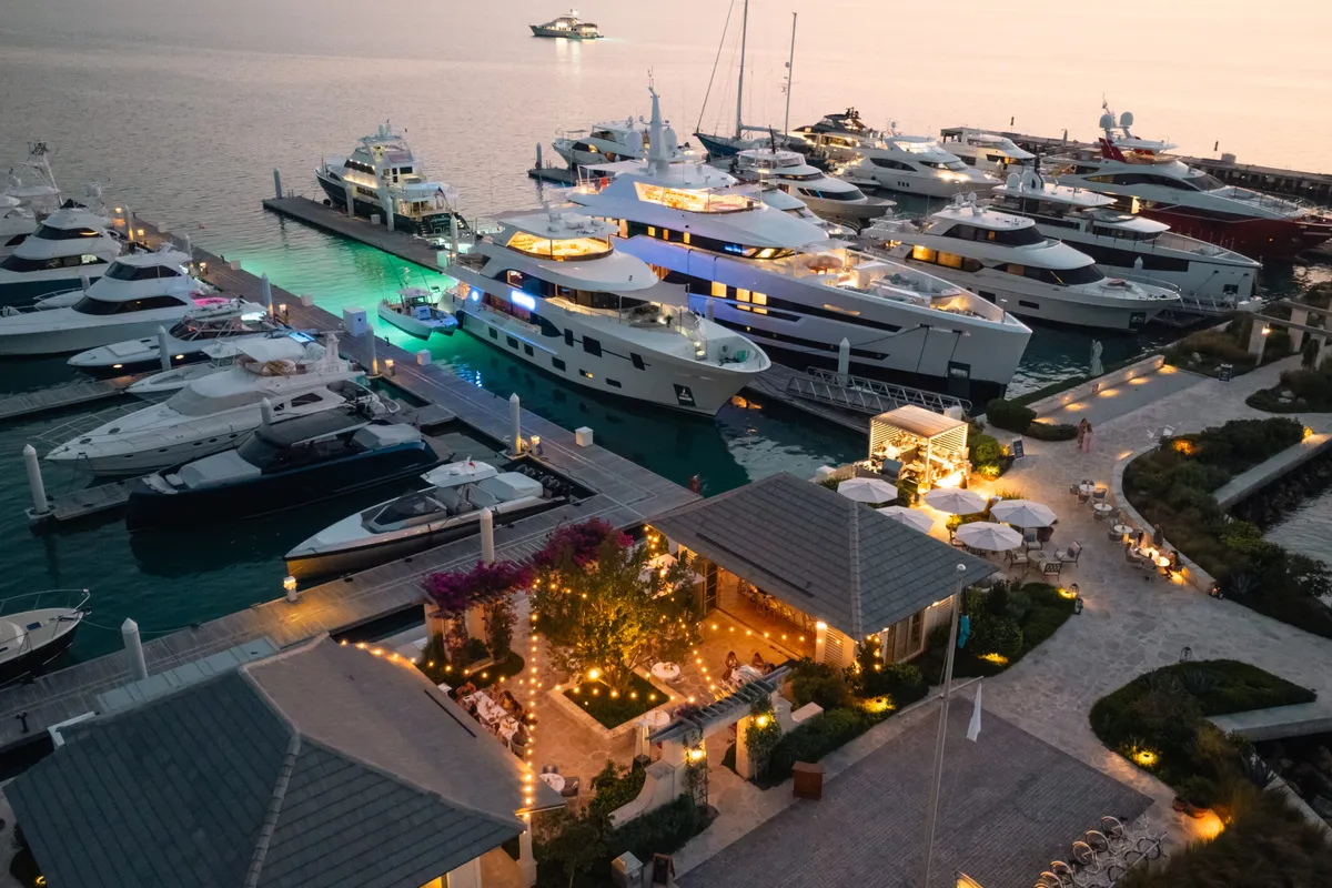 Briland Club, marina in Harbour Island, Bahamas — photo 2
