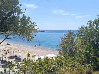 Thimonias Bay in Skidia, Greece — photo 2