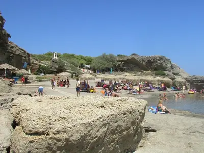 Oasis Beach, bay in Rhodes, Greece — photo 3