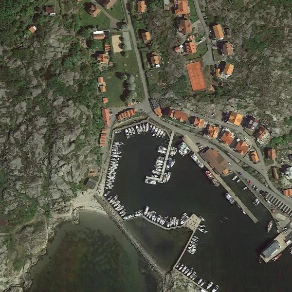 Rörö gästhamn, marina in Öckerö kommun, Sweden — photo 4