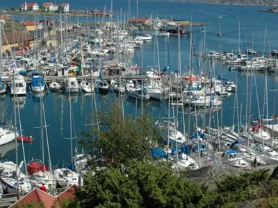 Rörö gästhamn, marina in Öckerö kommun, Sweden — photo 3