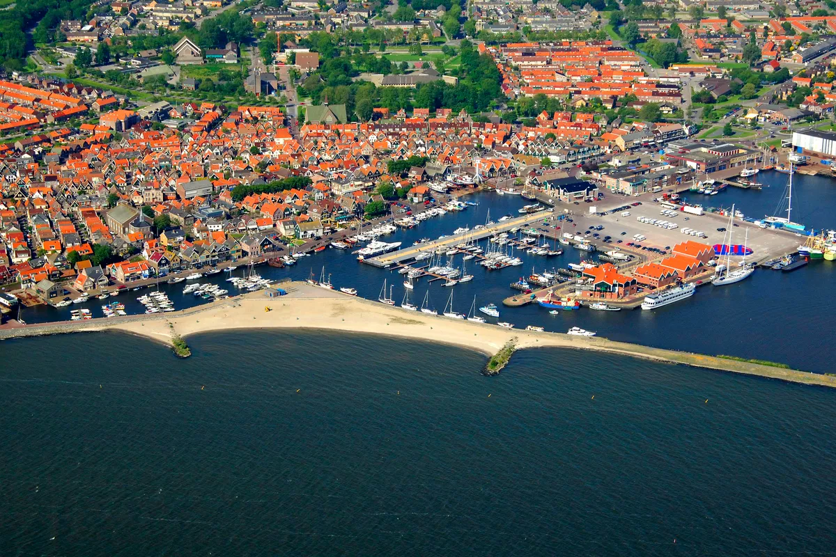 WSV de Zuiderzee, marina in Urk, Netherlands — photo 6