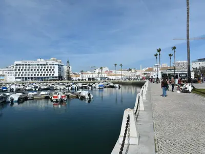 Edificio Infante D. Henrique Marina in Lagos, Portugal — photo 5