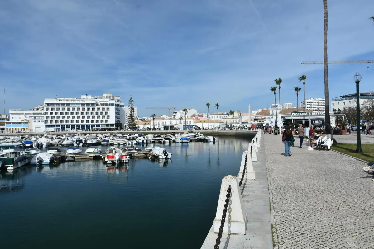 Edificio Infante D. Henrique Marina in Lagos, Portugal — photo 5