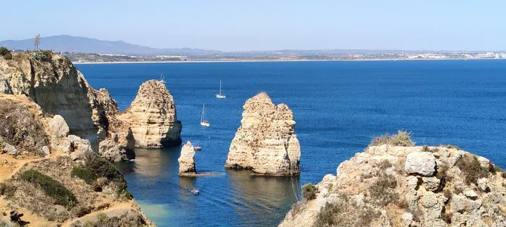 Edificio Infante D. Henrique Marina in Lagos, Portugal — photo 4