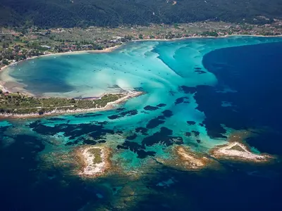 Island Bay in Sithonia Municipal Unit, Greece — photo 3