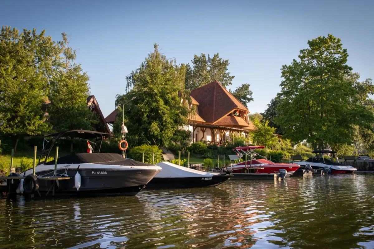Köre Kikötő Marina in Kisköre, Hungary — photo 3