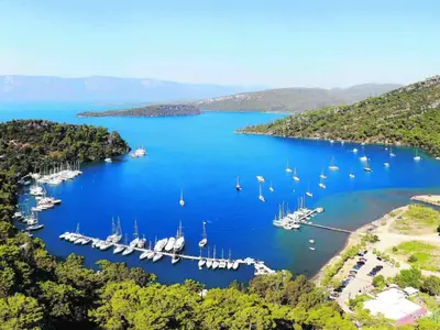 Karacasöğüt Marina