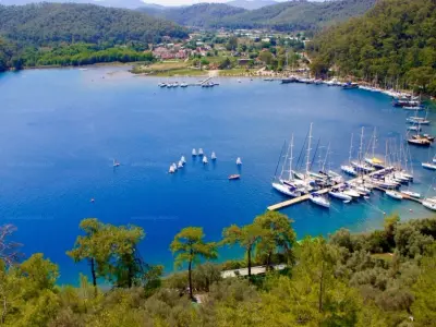 Karacasöğüt Marina in Marmaris, Turkey — photo 3