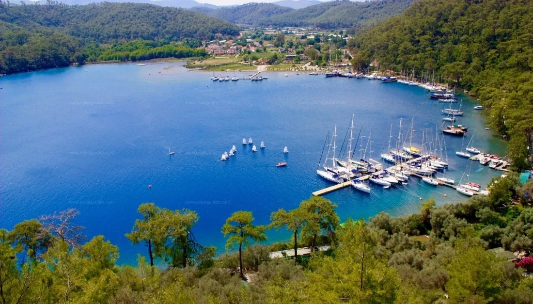 Karacasöğüt Marina in Marmaris, Turkey — photo 3