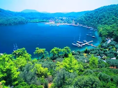 Karacasöğüt Marina in Marmaris, Turkey — photo 4