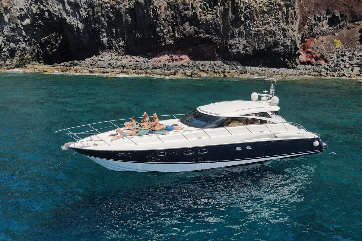Luxury Charter Madeira - Private Yacht Rental Marina in Machico, Portugal — photo 4
