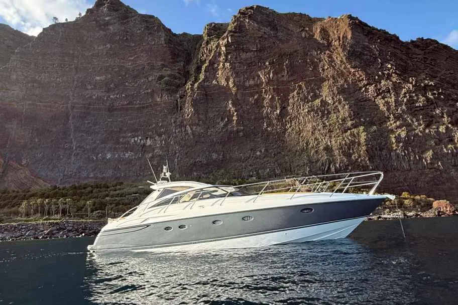 Luxury Charter Madeira - Private Yacht Rental Marina in Machico, Portugal — photo 7