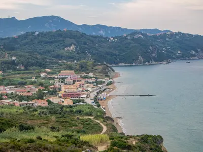 Arilla Bay in Saoulatika, Greece — photo 3