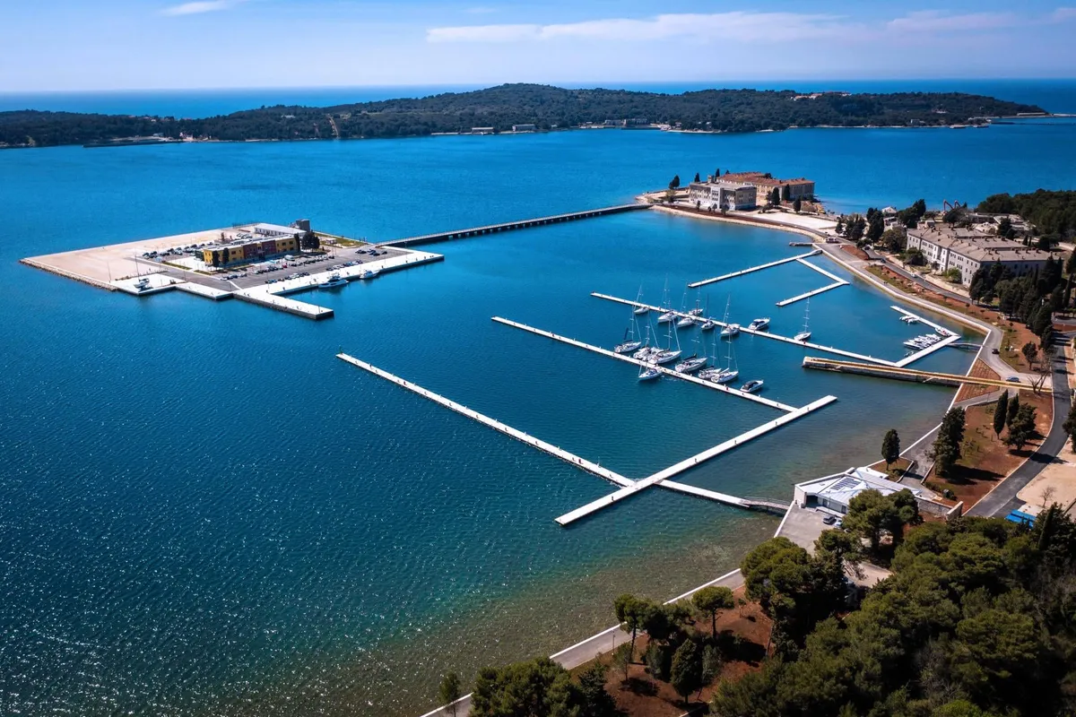 Marina Polesana Pula in Grad Pula, Croatia — photo 4